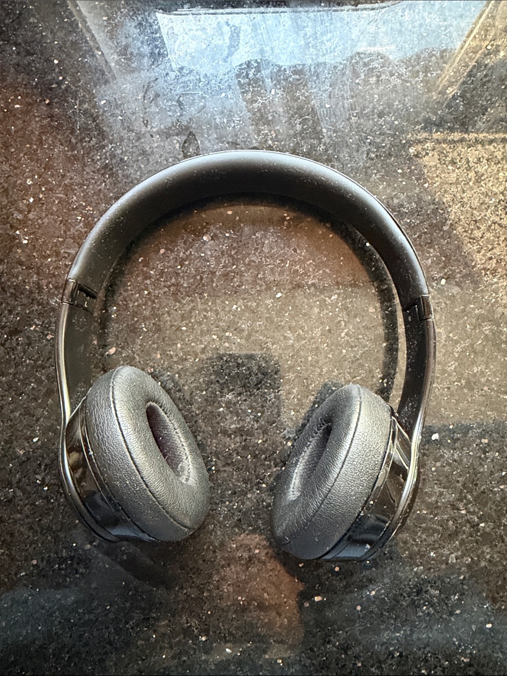 Beats Solo3 Wireless On-Ear Headphones – Black – Tested & Working